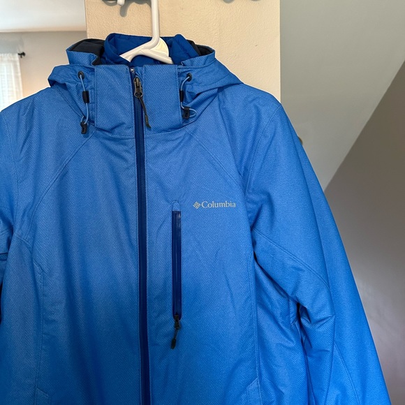 Columbia Winter Coat - Picture 3 of 5